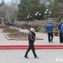 У памятника Шевченко в Керчи установили флаг Крыма