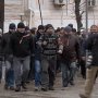 Мирный митинг под стенами крымского парламента продолжается