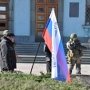 Здание Совета Министров в Столице Крыма охраняют военные
