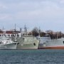 Корабли ВМСУ заблокировали в бухте Севастополя