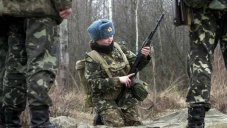Солдаты воинских частей в Крыму начали вступать в отряды самообороны