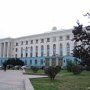 Доступ в парламент и правительство Крыма открыт для работников