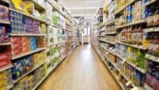 Супермаркет в Севастополе половину товаров продавал с истекшим сроком годности