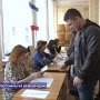 Крымские спортсмены Артем Тайнов и Валерия Мара пришли на референдум и выполнили свой гражданский долг