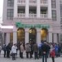 Банкоматы «ПриватБанка» в Крыму будут выдавать по 500 гривен. в сутки на человека