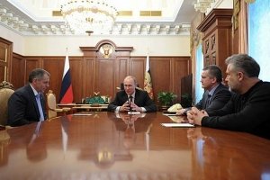 Президент России Владимир Путин встретился с Владимиром Константиновым, Сергеем Аксёновым и Алексеем Чалым