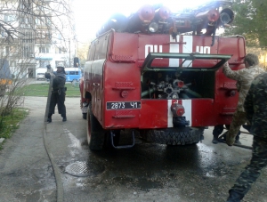 На пожаре в Крыму спасли двух человек