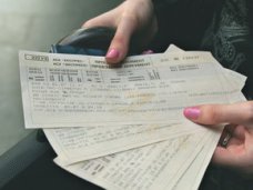 Билеты на крымские поезда пока будут продавать по прежним тарифам