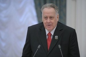 Писатель Владислав Крапивин получил премию Президента России