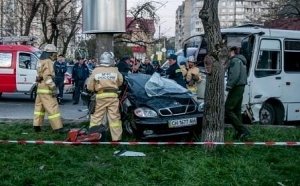 Крымские спасатели оказали помощь в ДТП