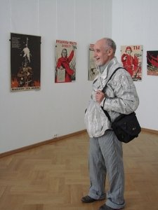Картины художников Севастополя, посвященных Победе, выставлены в художественном музее