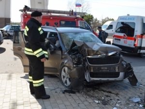 ВИДЕО. Авария в Севастополе: четверо ранены