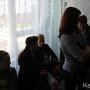 Керченские мамы стоят за детскими пособиями уже второй день