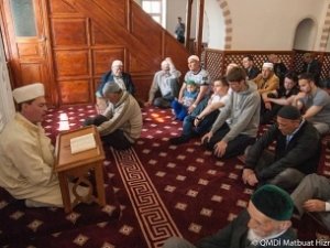 Крымские татары вспомнили молитвой расстрелянных в 1938-м