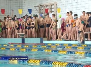 В Столице Крыма прошёл первый в истории чемпионат крымского федерального округа по плаванию