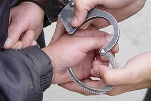 Симферополь: по подозрению в мошенничестве задержан милиционер