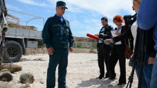 Спасатели передали музею в Севастополе находки времен войны