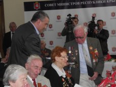 В Столице Крыма организовали торжественный приём для ветеранов