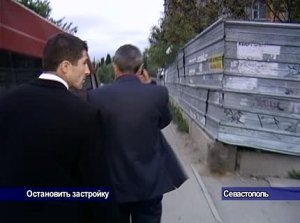 Севастопольская прокуратура выявила многочисленные нарушения при строительстве двух многоэтажных домов на улице Капитанской, рядом с памятником Солдату и Матросу