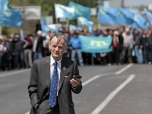 Крымских татар массово наказывают штрафом за встречу Джемилева