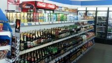В Столице Крыма в магазине на заправке поймали двух пьяных грабителей