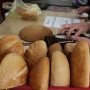 Социальный хлеб исчез из крымских супермаркетов
