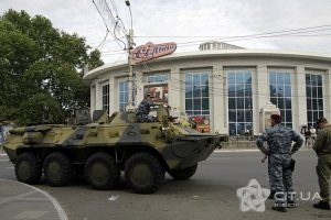 Центр Симферополя перекрыт силовиками