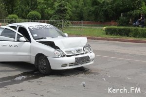В Керчи столкнулись три автомобиля — пострадали два человека