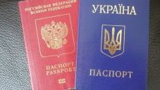 Супруги российских граждан в Крыму смогут получить российский паспорт