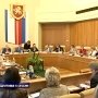 В Государственном совете Республики депутаты подготовились к заседанию Крымского парламента