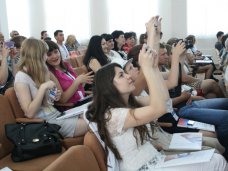 В Симферополе открылся Крымский молодёжный форум