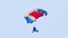 В Севастополе прошёл парашютный фестиваль