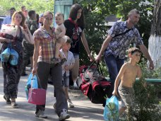 Украинских беженцев из Севастополя отправили в Ростов-на-Дону и Курск