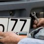 Мошенник торговал ворованными номерами машин в Крыму