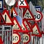 В Керчи дорожные знаки переведут на русский