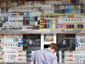 Продавцов сигарет в Севастополе накажет прокуратура