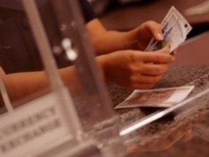 Крымчане выбили у банков 9 млрд рублей вкладов