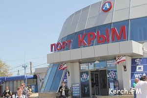 В порт Кавказ прибывает до 5 автомобилей в минуту