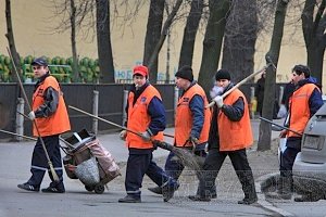 Безработных керчан привлекут к уборке улиц