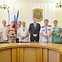 Агеев вручил медали представителям СМИ