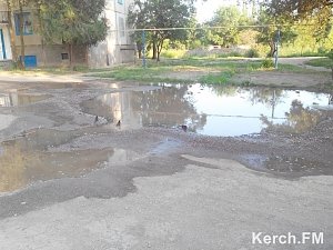 Водоканал Керчи устраняет порывы в городе