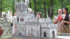 Мэр Бахчисарая пообещал не закрывать парк миниатюр