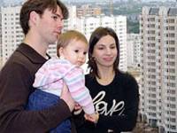 Дмитрий Полонский поручил городам и районам составить списки молодых семей для участия в жилищной программе