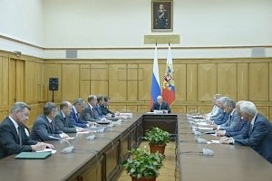 Президент обсудил внешнюю безопасность Крыма и борьбу с коррупцией