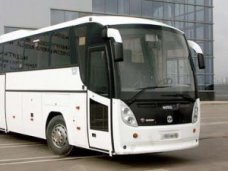 Для пассажиров Керченской паромной переправы пустили бесплатные автобусы