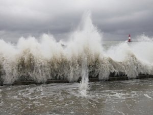 На переправе — штормовое предупреждение