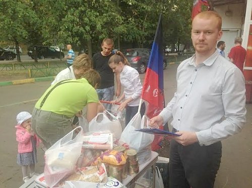 В столичном районе Преображенское коммунисты проводят собрания жителей по вопросу сбора помощи Донбассу