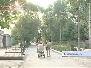 Плохие дороги, отсутствие воды, газа и электроснабжения, безработица