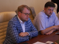 Дмитрий полонский обсудил взаимодействие в сфере информационных технологий с представителями Кировской области
