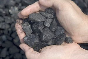 Льготникам Керчи дадут деньги на уголь и баллонный газ